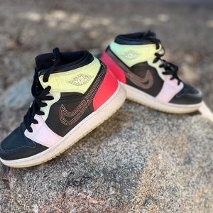 Nike Air Jordan 1 Mid Multicolor 4Y